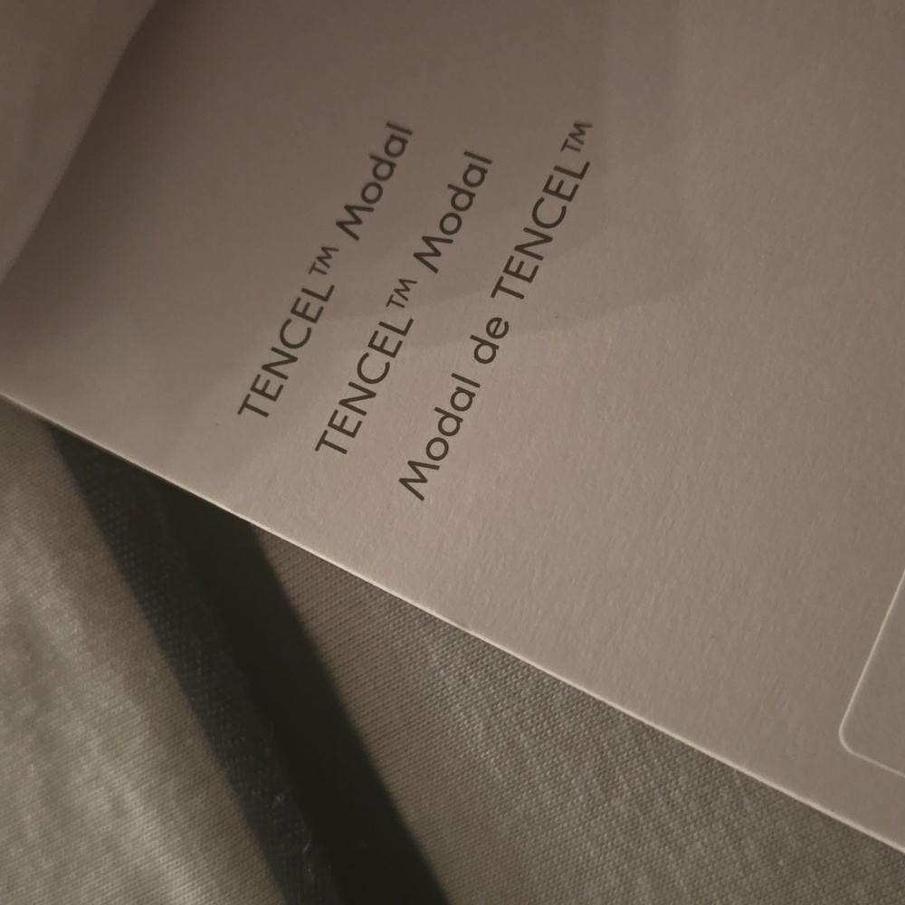 West Elm Silky TENCEL™ Modal Sheet Set, Size King, Color Frost, Retail $179.00US - Picture 5 of 16